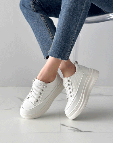 하루 종일 신어도 편안한 최고급 쿠션 데일리 운동화 1A8ZG8